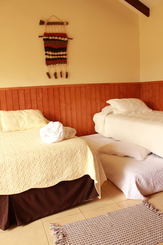 Hosteria y Camping del Bosque Pucón