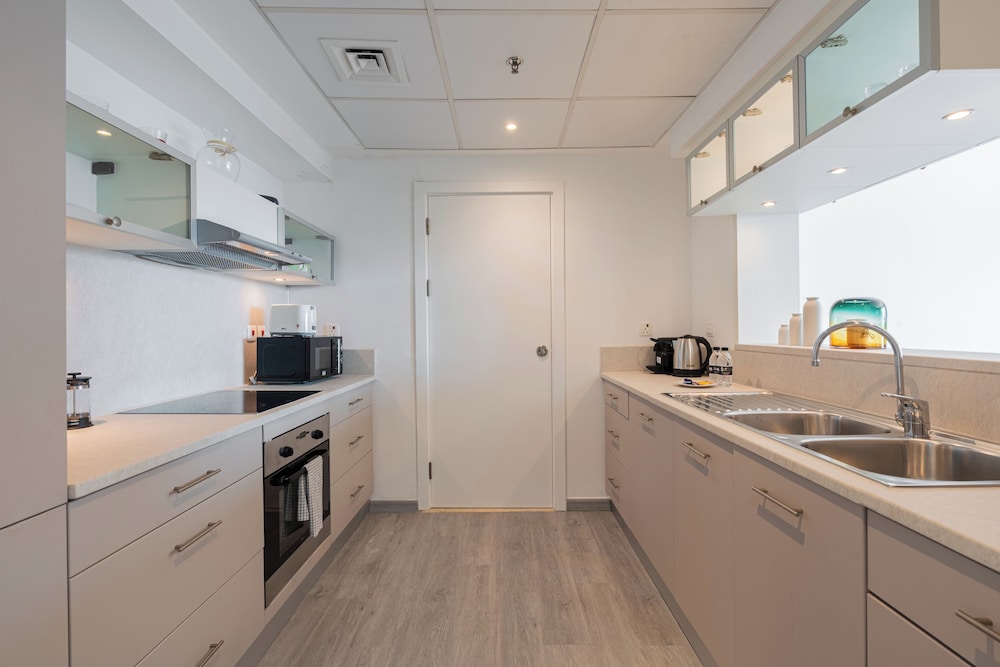 Marina Quays Residences - Dubai Marina