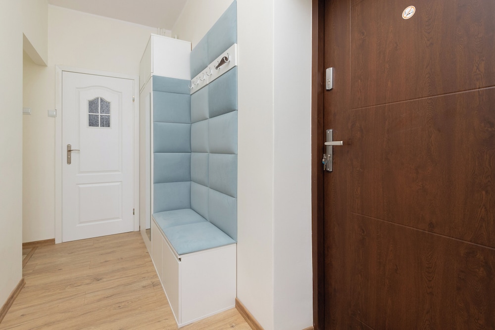 Apartment Komandorska by Renters view 5