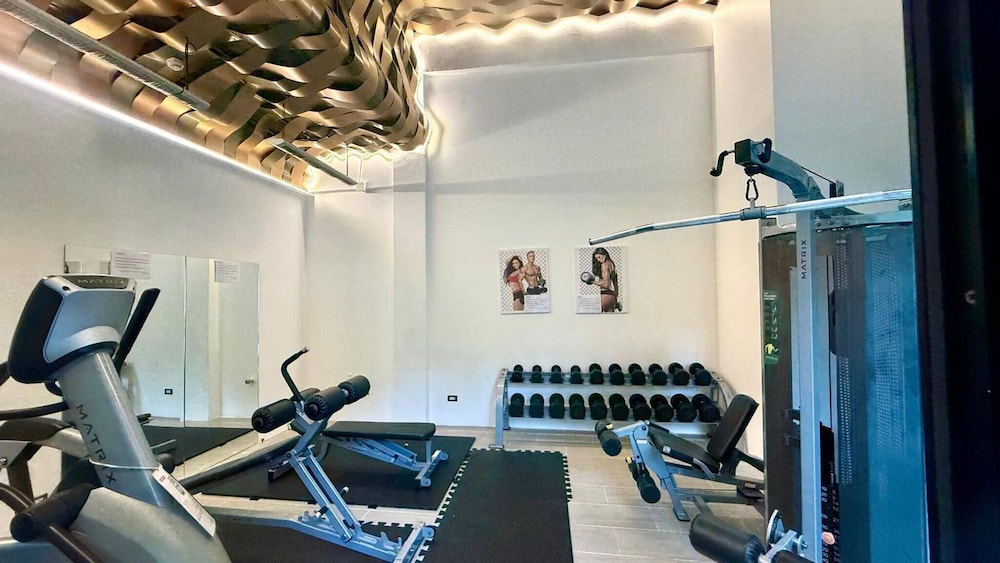 Emerald 412a - Studio With Balcony and Shared Pool