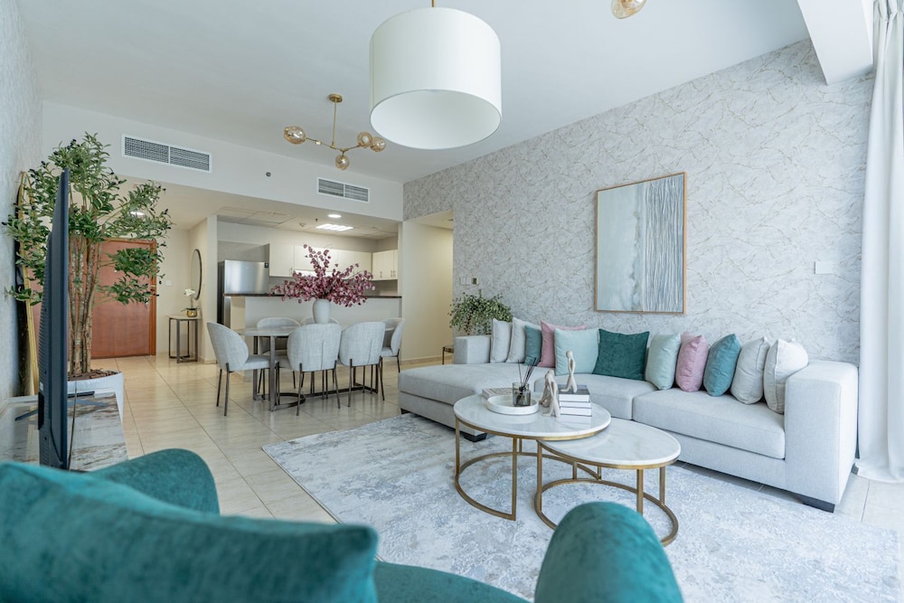 Iconic 2BR in Skycourt Dubailand