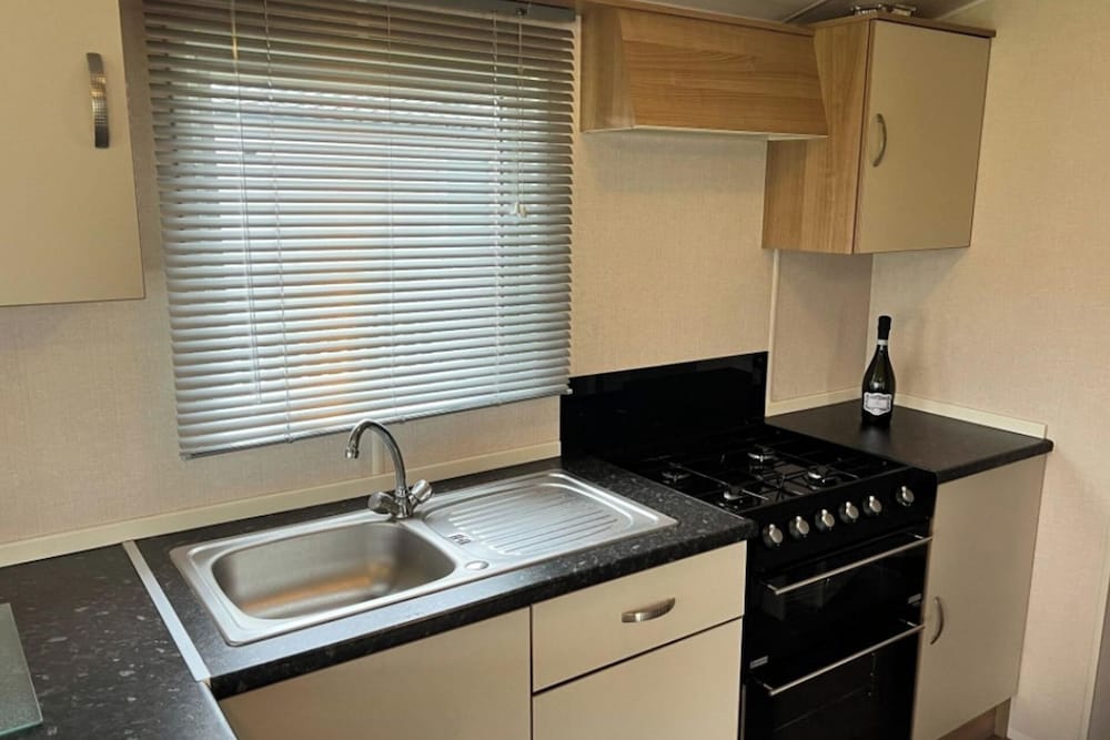 Butlin's Resort, Sleeps 6 w Parking & Pet-friendly