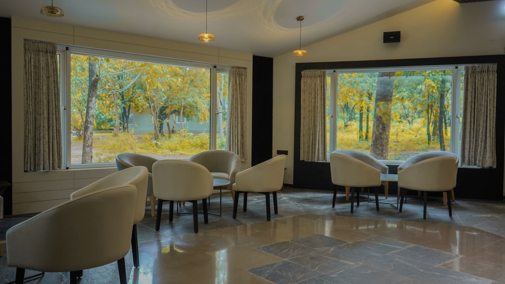 Syna Jungle Resort - Shahdar