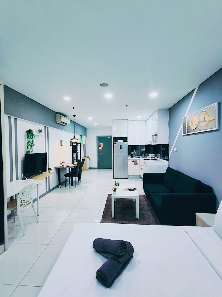 Signature Apartment at Mercu Summer Suites KLCC