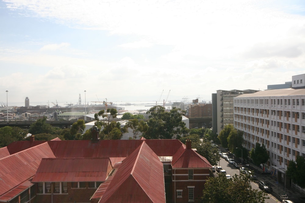 Rockwell Apartments by CTHA