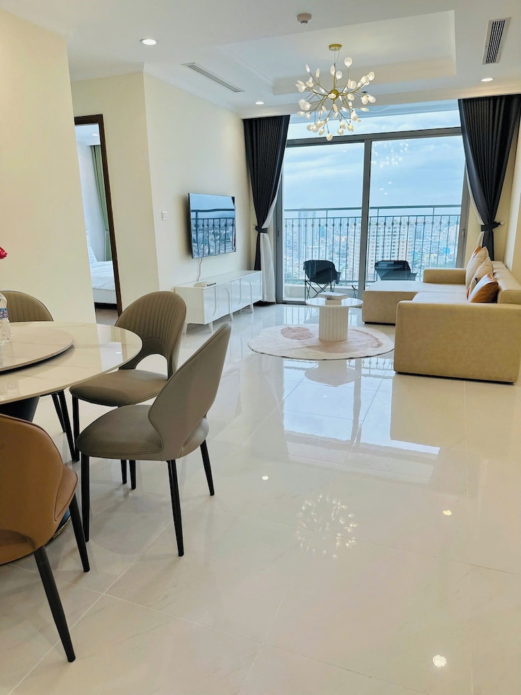 Landmark 5 Vinhomes Central Apartment