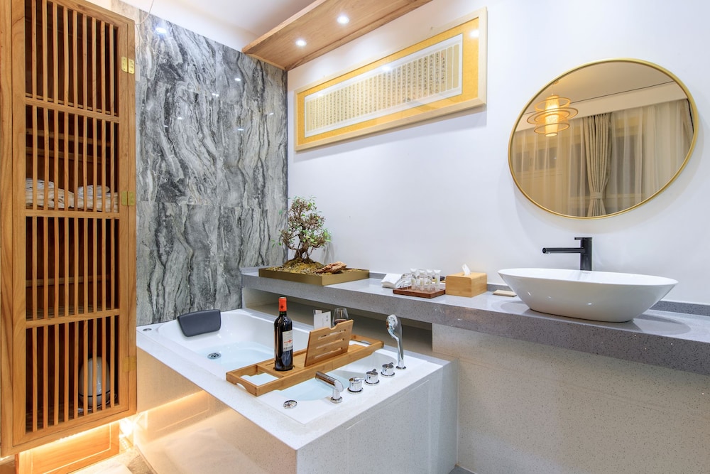 Isvara Flowing Ocean Guesthouse
