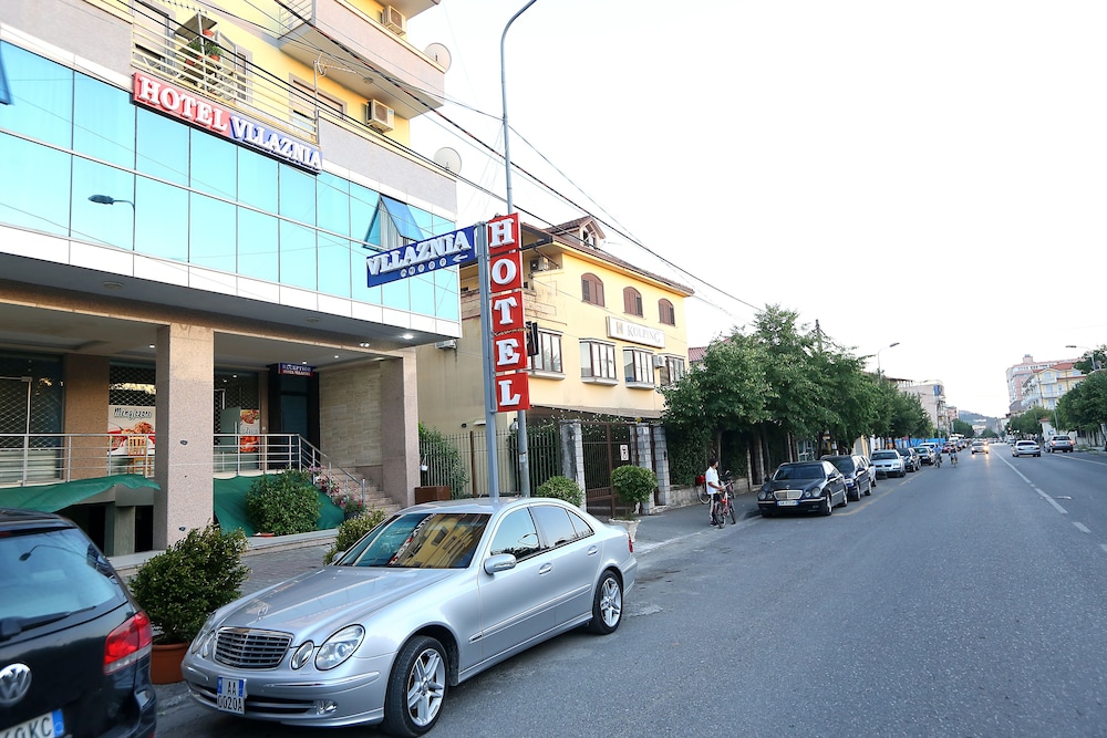Hotel Vllaznia Hotel - Image 1