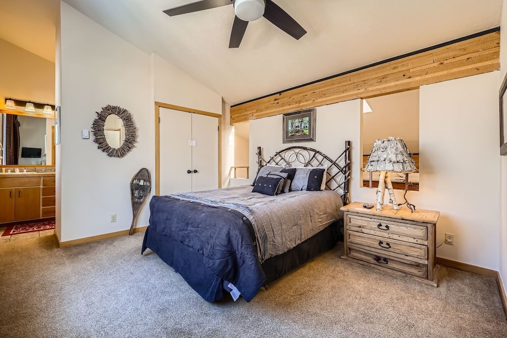 2017 Lodgepole 3 Bedroom Condo