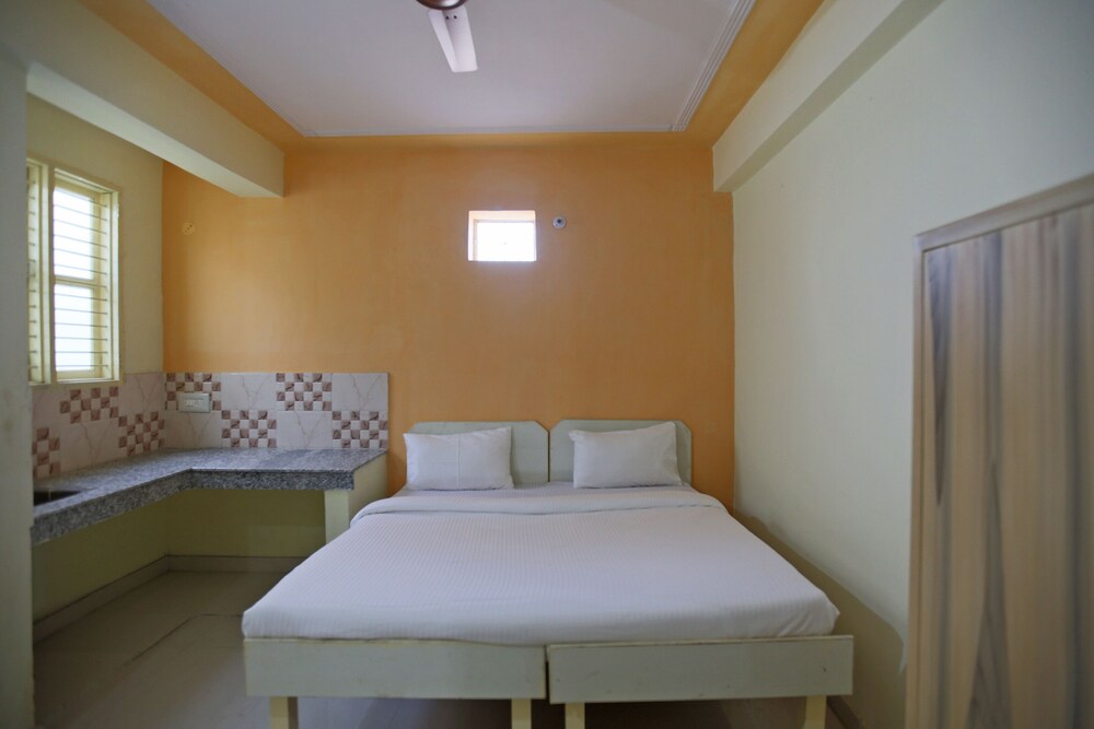 SPOT ON 48911 Sukhrali Residency - Property Image 16