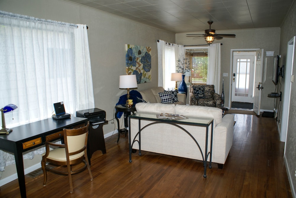 Photo 12