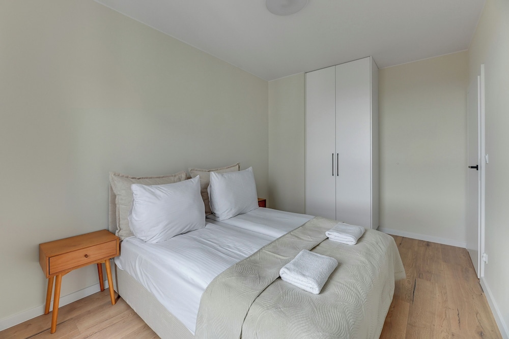 Horizon 162 - SeaView by GrandApartments