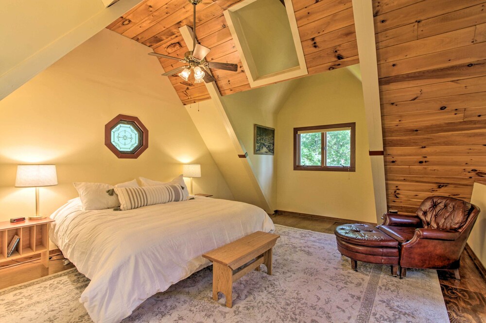 Secluded A-frame Hideaway w/ Wraparound Deck! view 2