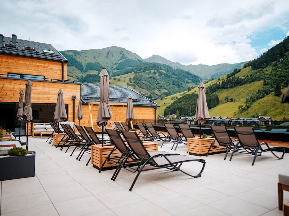 Nice Apartment With Balcony, Right on the Skislope