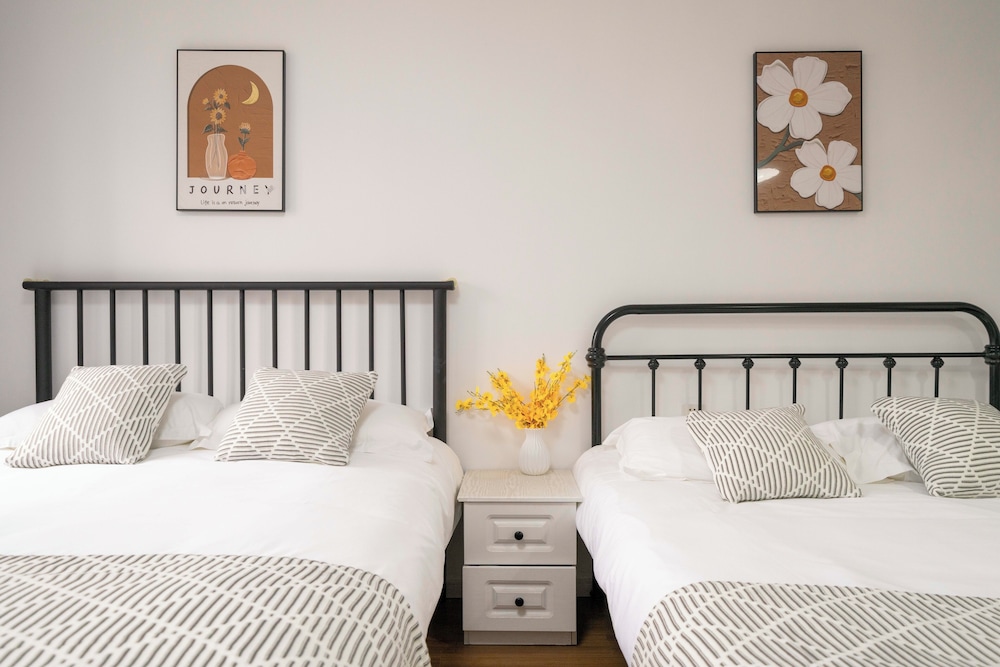 Book and Bed - North Bund