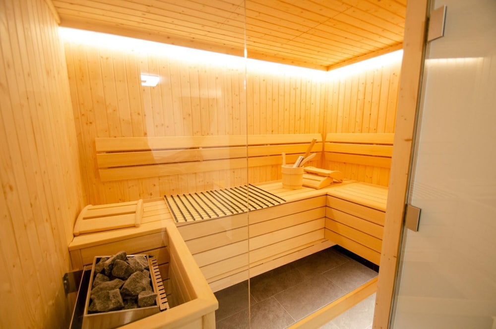 Finest Villa Zell am See Luxury Sauna 12 pax