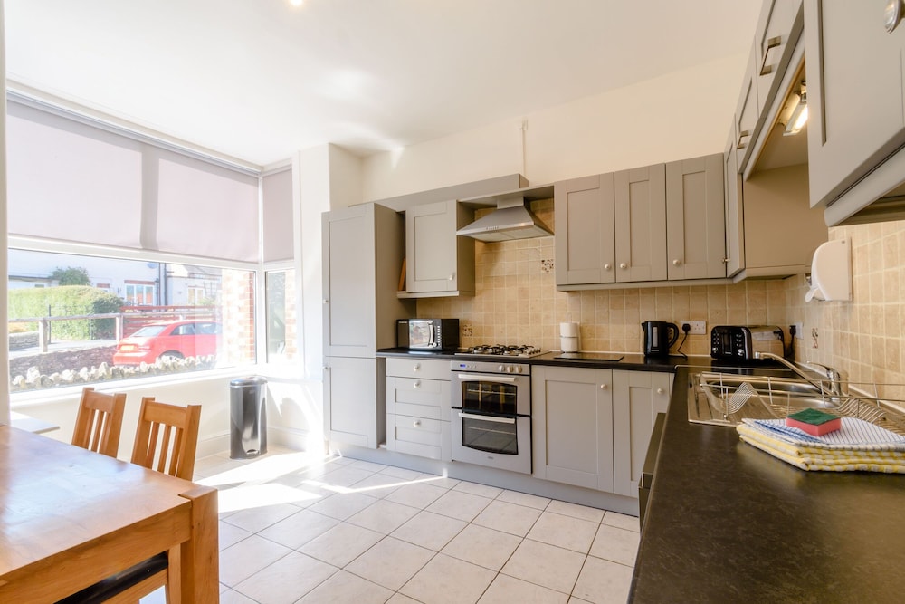 1 Roxby Terrace
