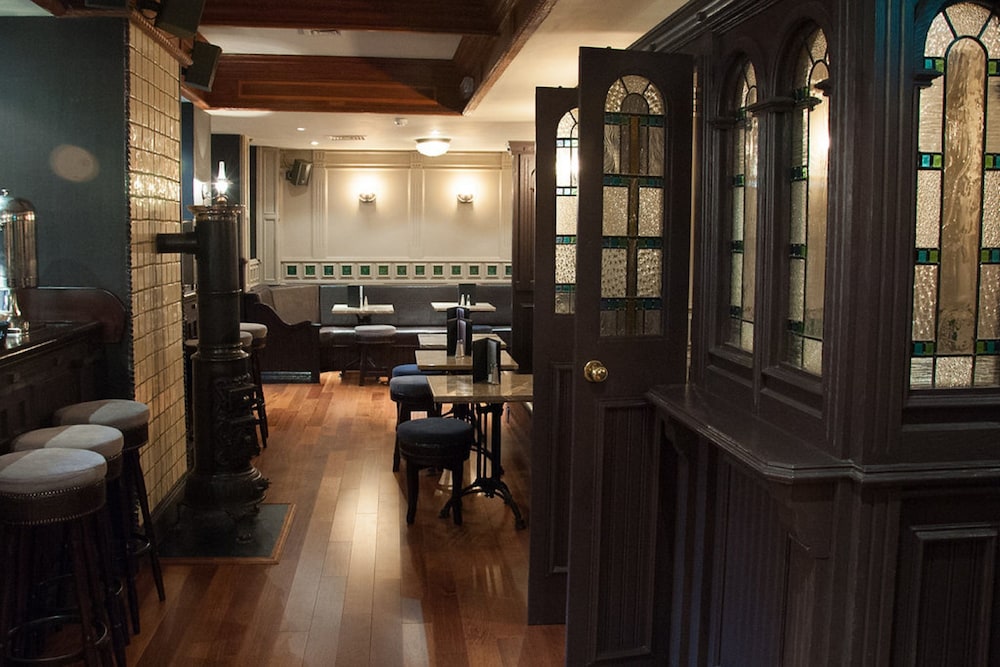 Londonderry Vacations - Da Vinci's Hotel Derry - Property Image 12