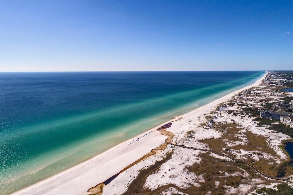 Prominence on 30A by Panhandle Getaways