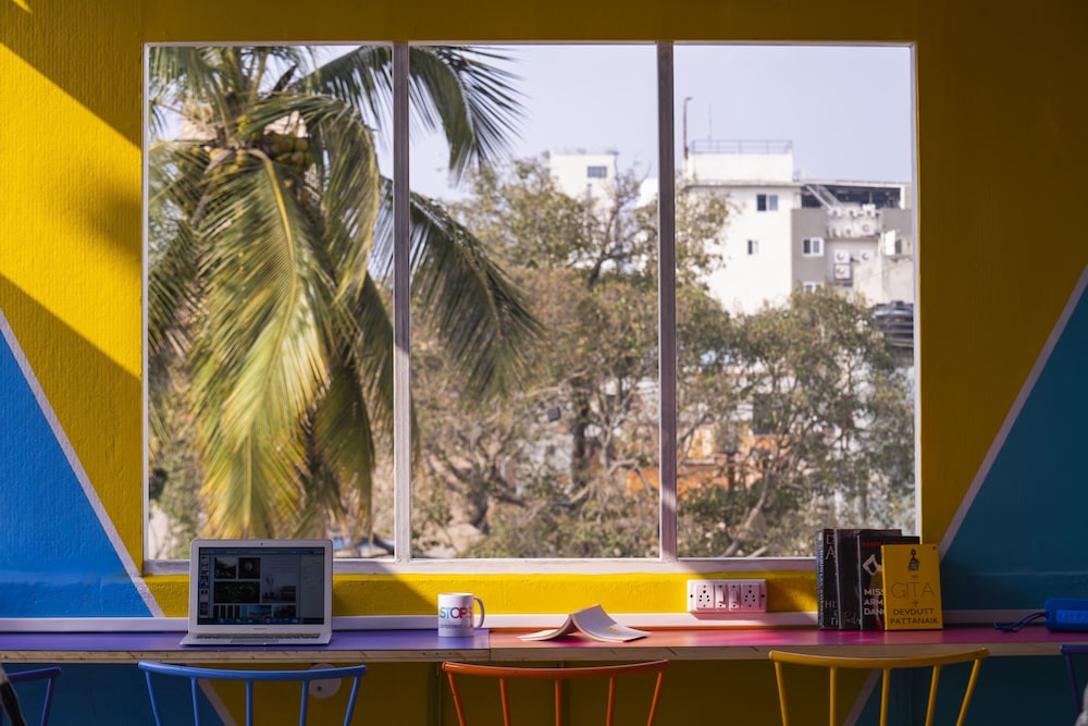 goSTOPS Bengaluru Gandhi Nagar Majestic.