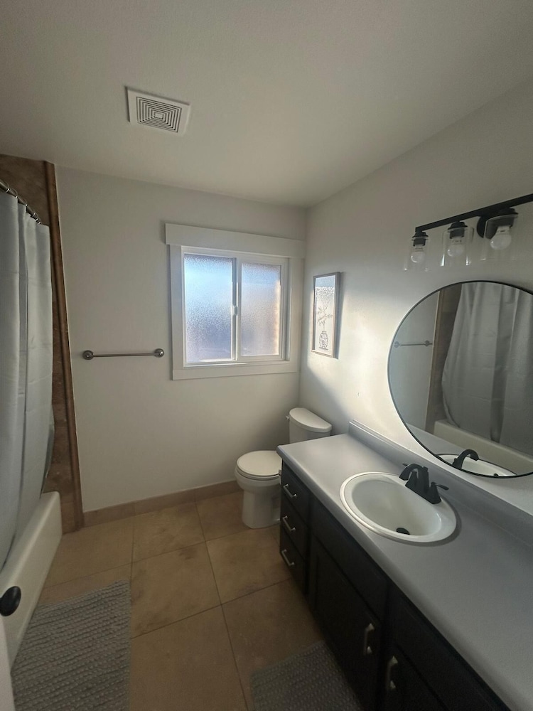 CB&M Downtown Suites