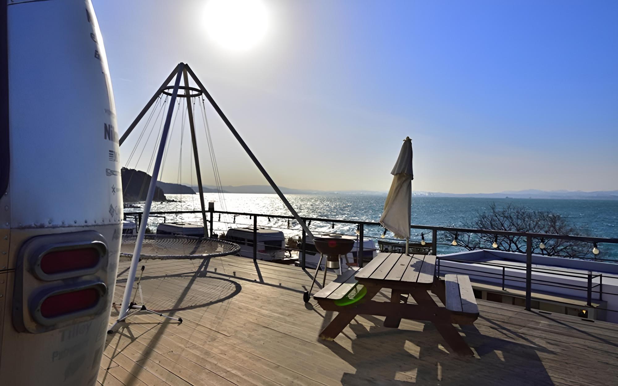 Pohang Glampingaen and Caravan Pension view 4