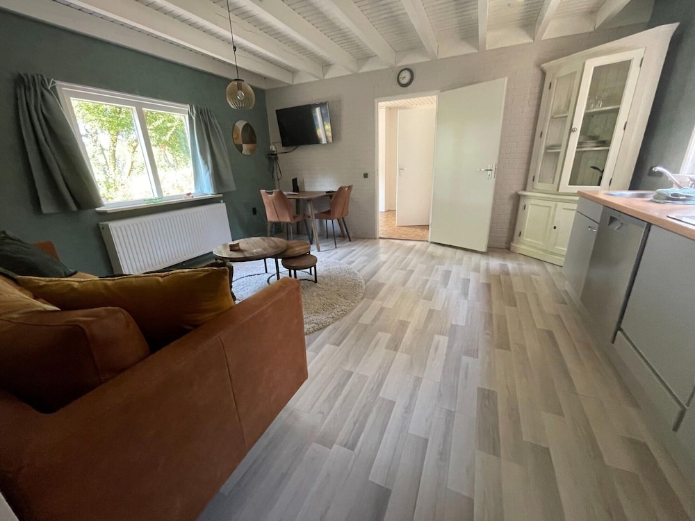Holiday Home in Schoonloo With Balcony/terrace
