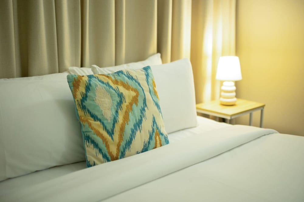 Rustic Sunset Horizon Oceanview Balcony Dining - Image 2