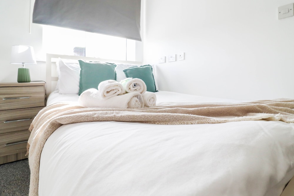 Cosy and Bright 1-bedroom Stay