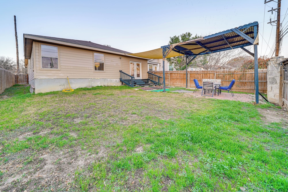 Pool Access & Fenced Yard: San Antonio Family Home