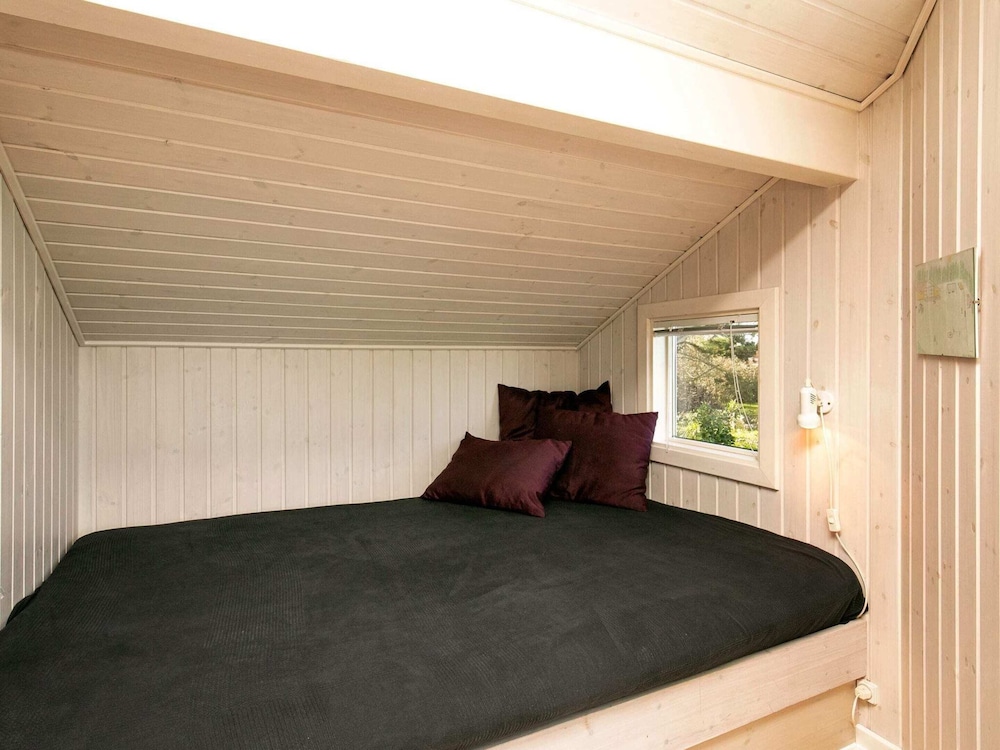 8 Person Holiday Home in Humble view 5