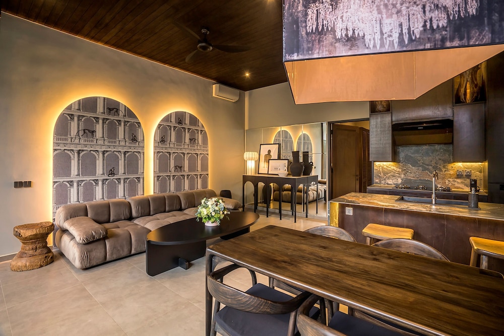 Umayam Luxury Townhouse 4 by Alfred in Bali - Luxury Oasis Retreat 2BD Villa w Private Pool - Near Pererenan Beach
