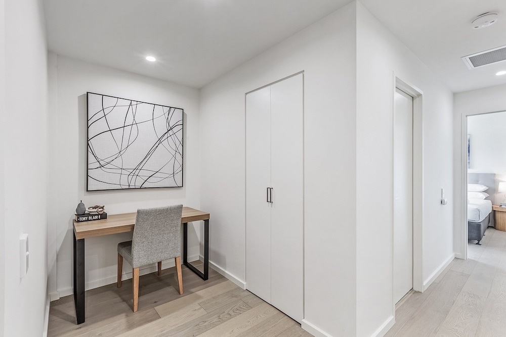 3-bed Apartment in Beautiful Kiama With Study Nook