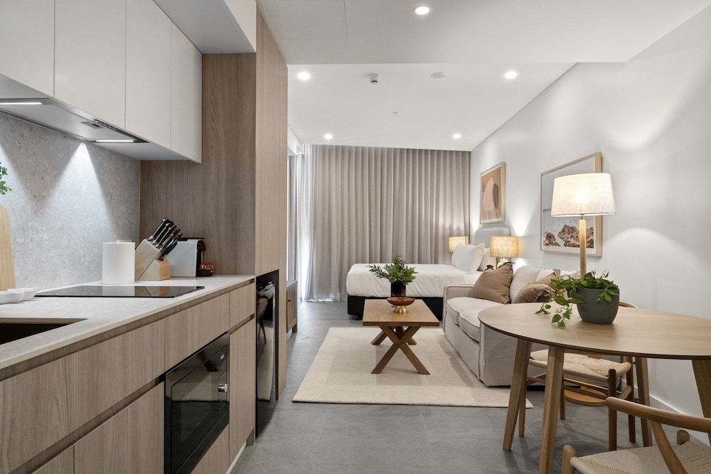 Bright & Cosy Studio in Prime Fremantle Location