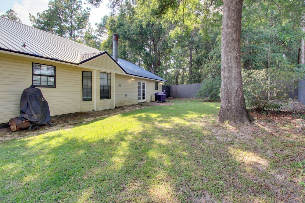 Pet-friendly Daleville Home: 3 Mi to Fort Novosel! view 4