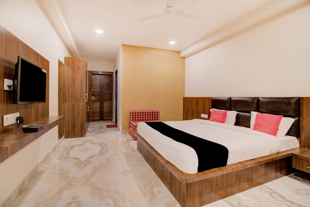 Capital O 44207 Hotel Krishnaraj view 3