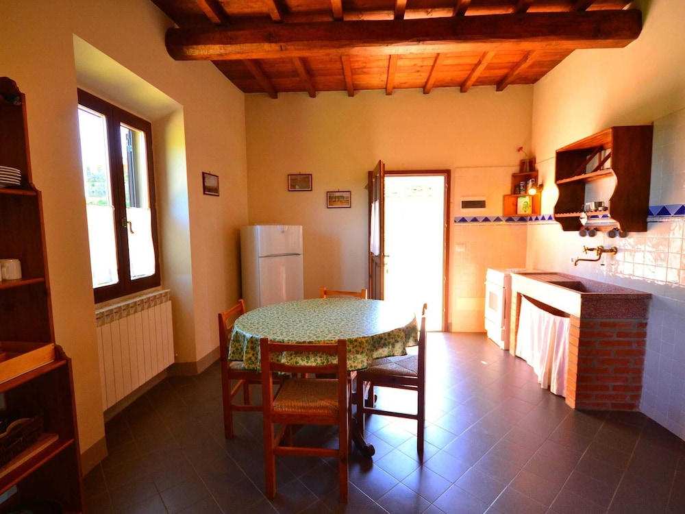 Scenic Apartment With Pool view 4