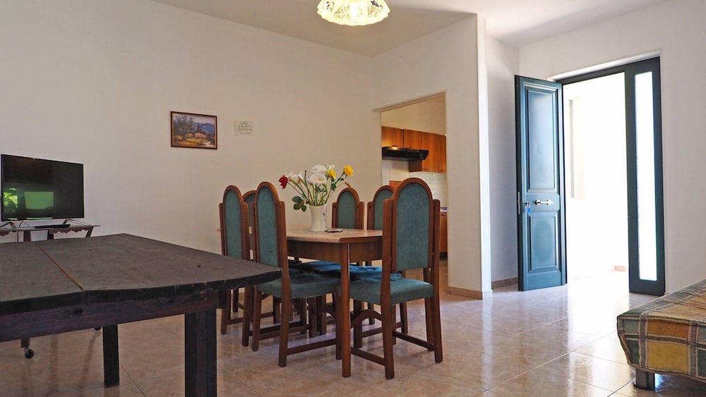 Villetta Torre Suda 1 - 6 Beds Just a few Meters From the sea