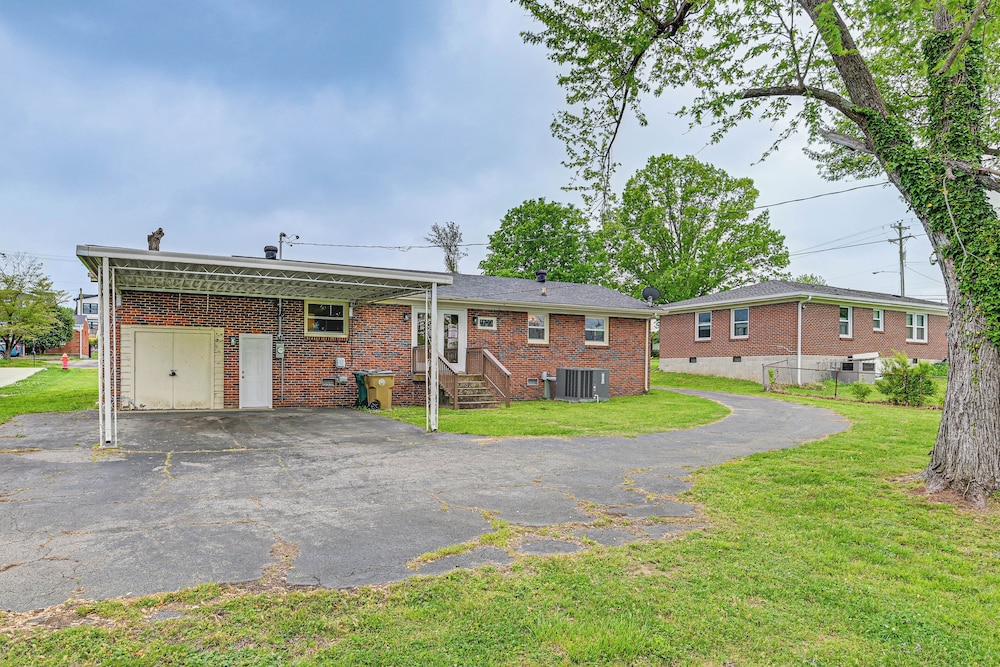 Family-friendly Home < 5 Mi to Downtown Nashville - Property Image 7