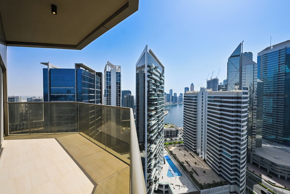 Elite Downtown Residence 2