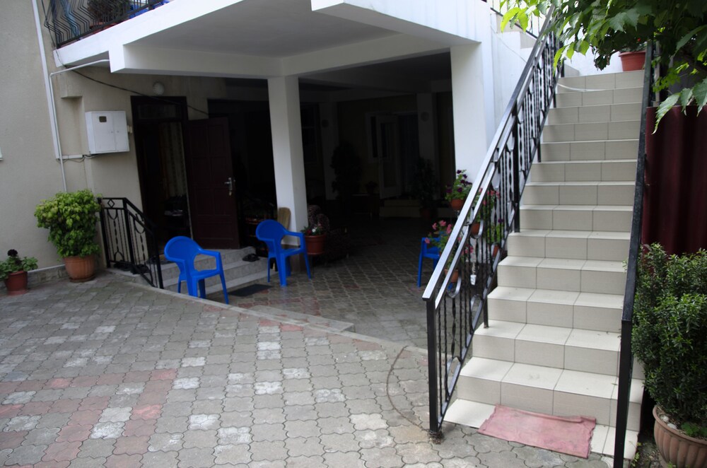 Photo 42