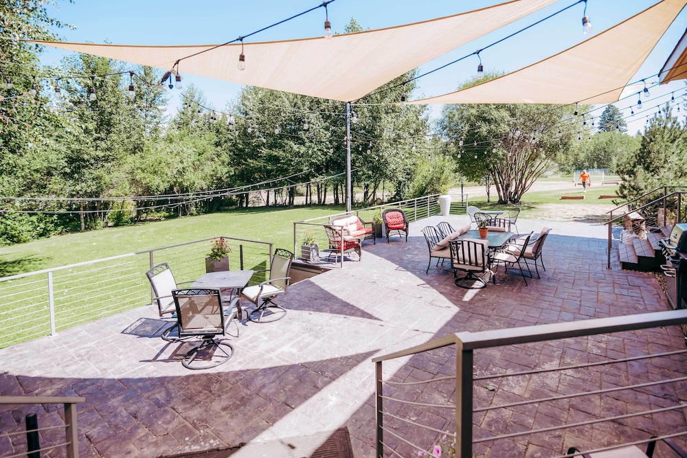 'big House Lodge' - Cle Elum Retreat on 8 Acres!