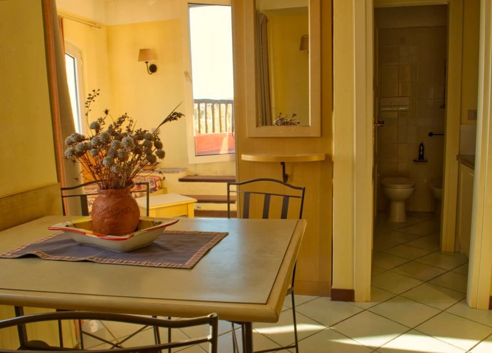 Lovely Panoramic Sea View Cottage-apartment With Adjacent Beach photo 5