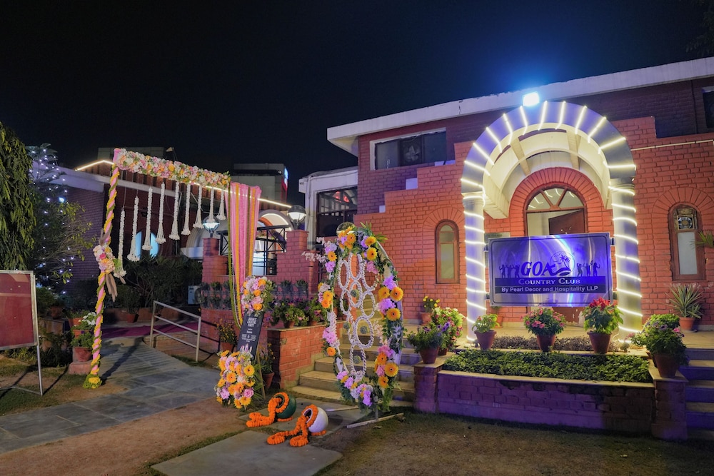 Goa Country Club By Pearl Near Udyog vihar Yashobhoomi