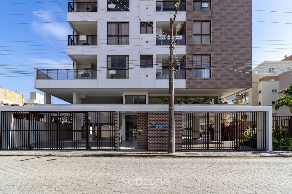 CSD - Apartments Near Bombas Beach