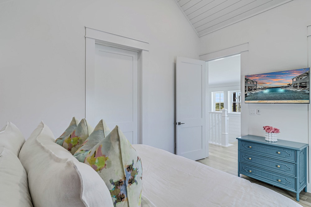 The Coastal Cottage 210esc-b