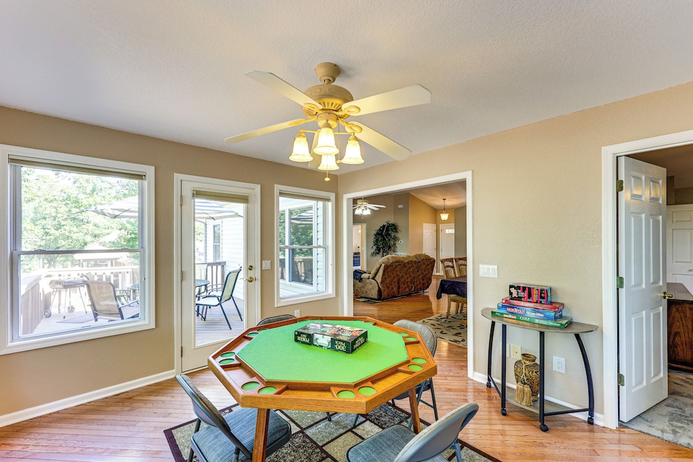 Golf, Fish & Hike: Hot Springs Village Home!