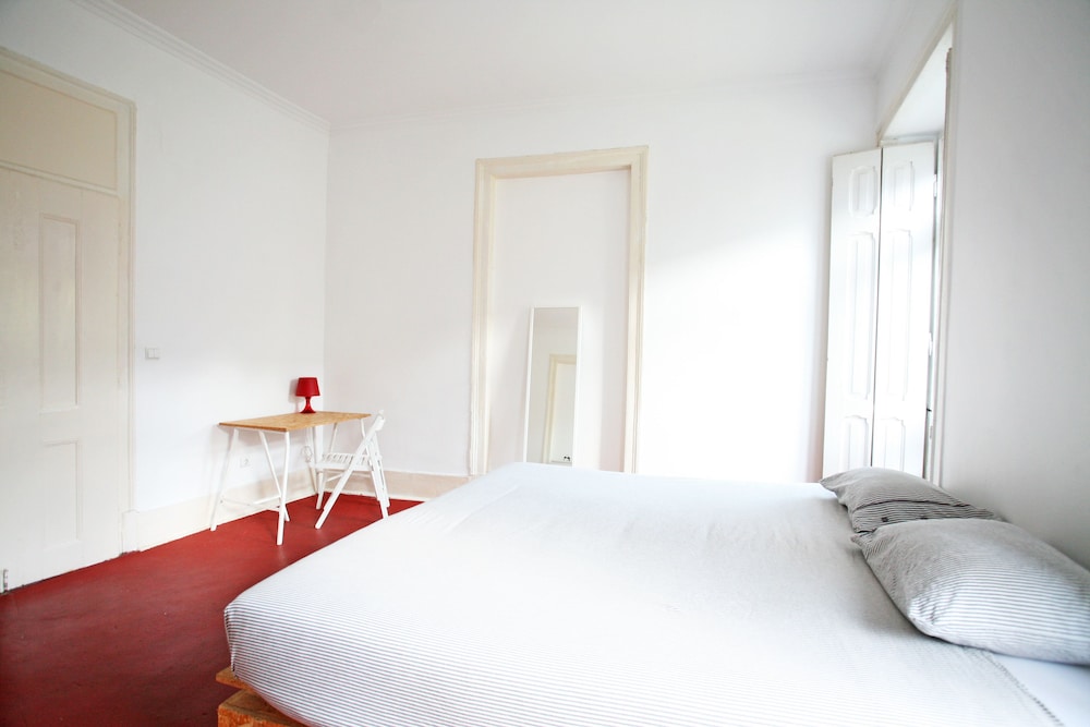 Friendly Hills Bairro Alto - Hostel view 5