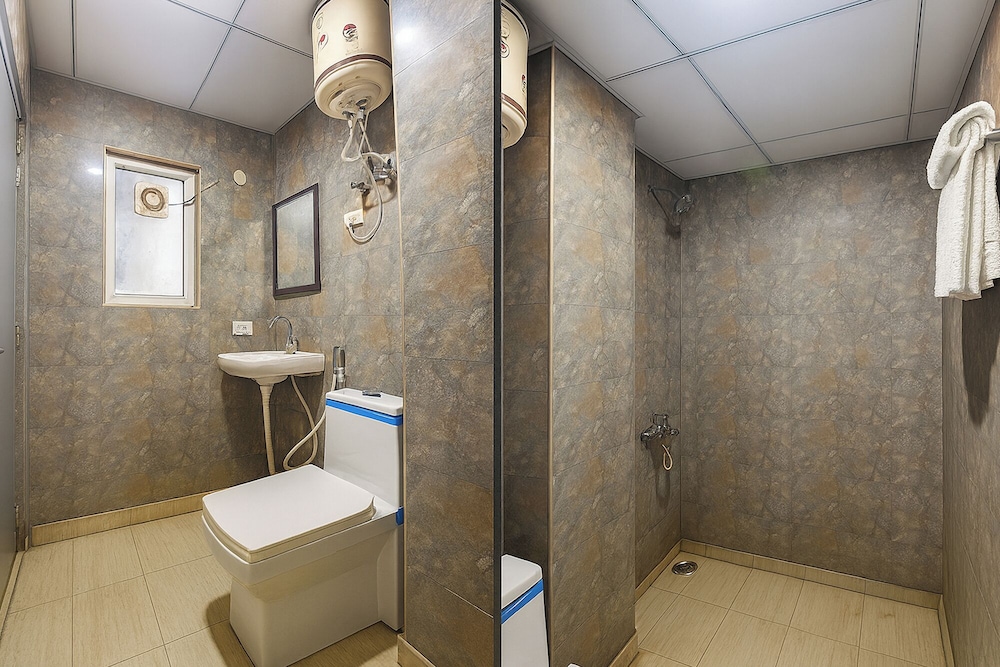 Fabhotel Dream Palace Ip Extension