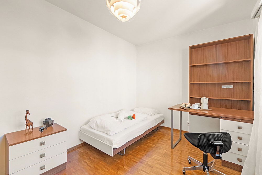 Casa Ana - Losone Center